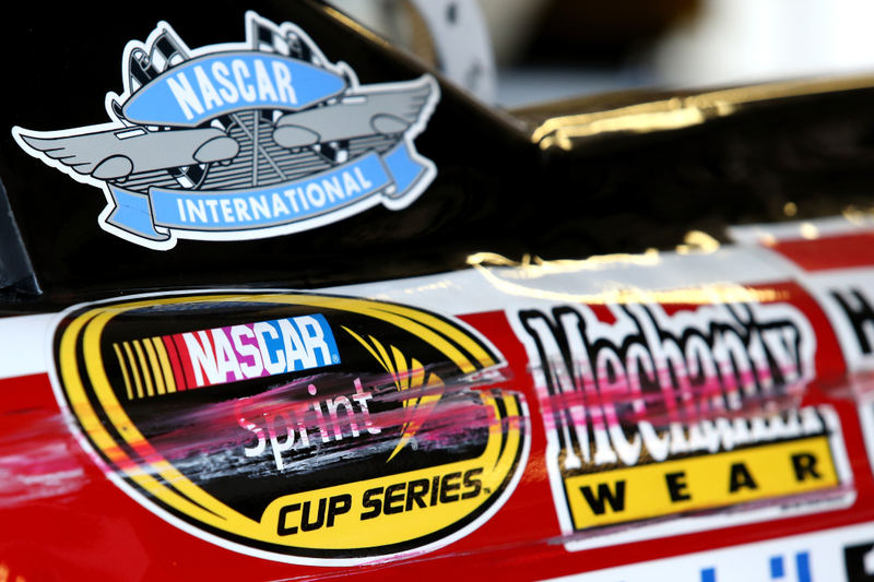 Illustration for article titled NASCAR Celebrates Halloween A Month Early By Dressing Up In Retro Liveries